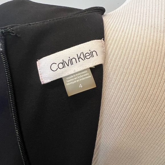 Calvin Klein dress - Picture 5 of 5